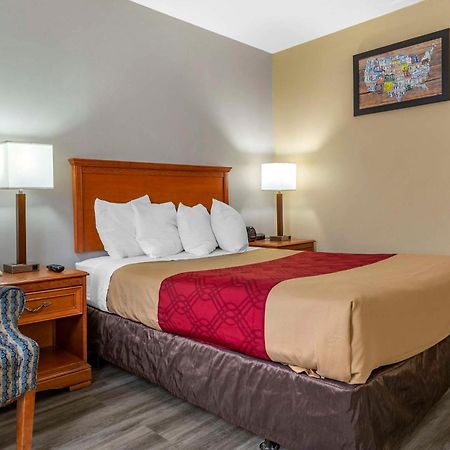Econo Lodge & Suites Southern Pines Luaran gambar