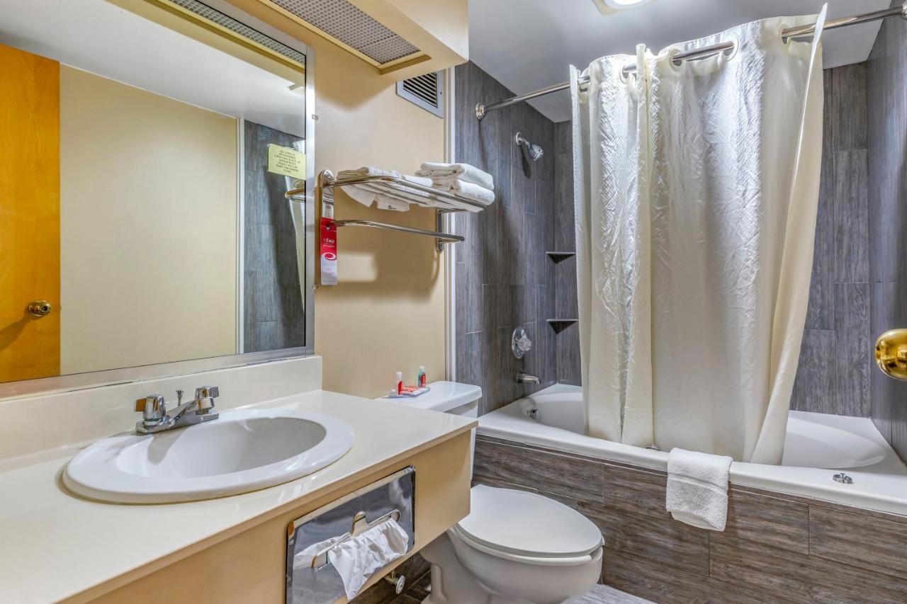 Econo Lodge & Suites Southern Pines Luaran gambar