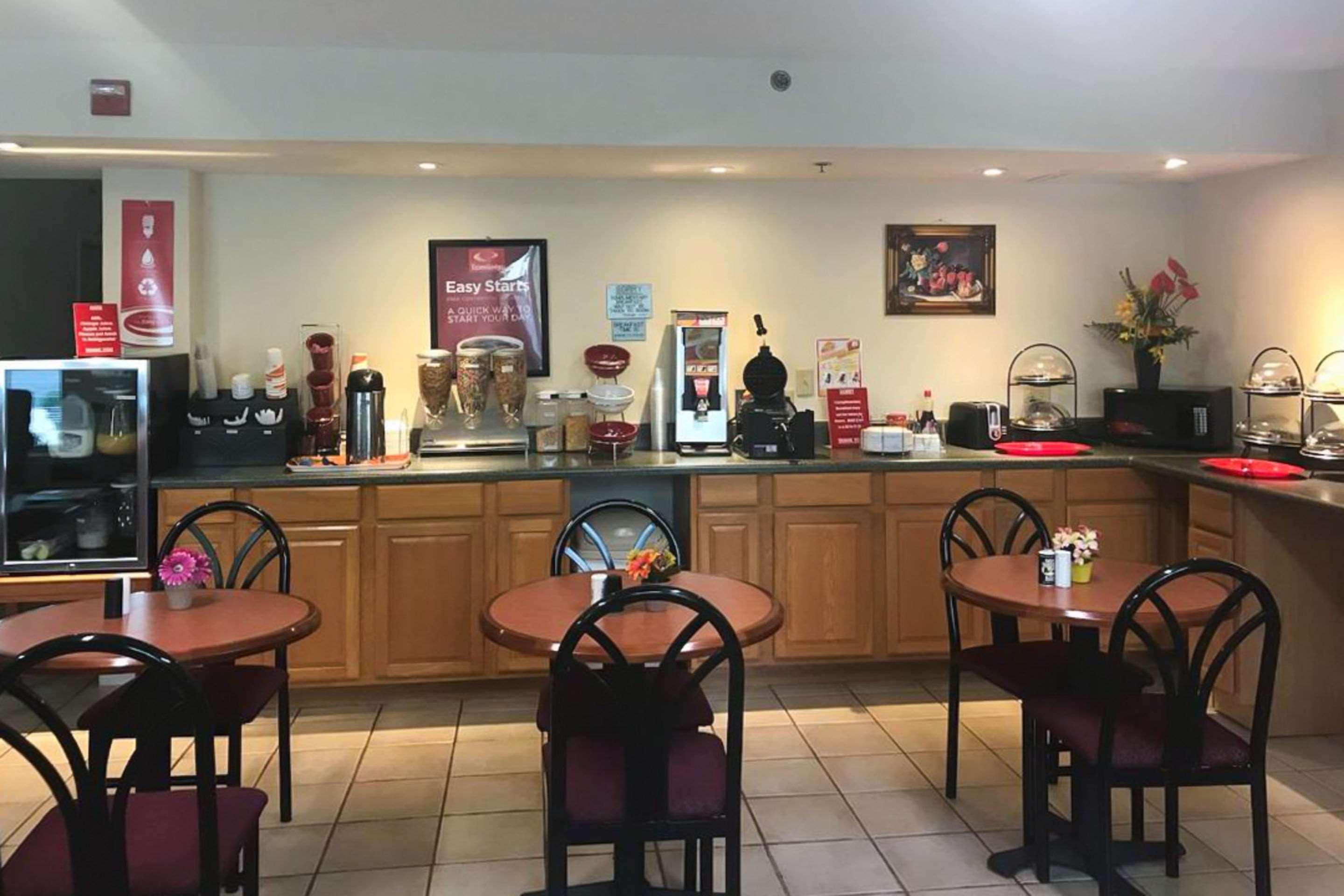 Econo Lodge & Suites Southern Pines Luaran gambar