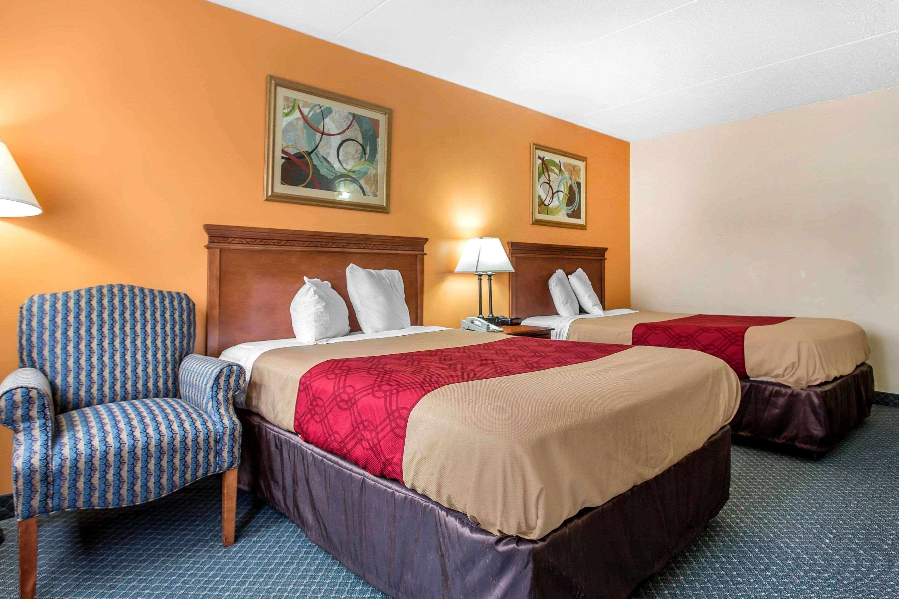 Econo Lodge & Suites Southern Pines Luaran gambar