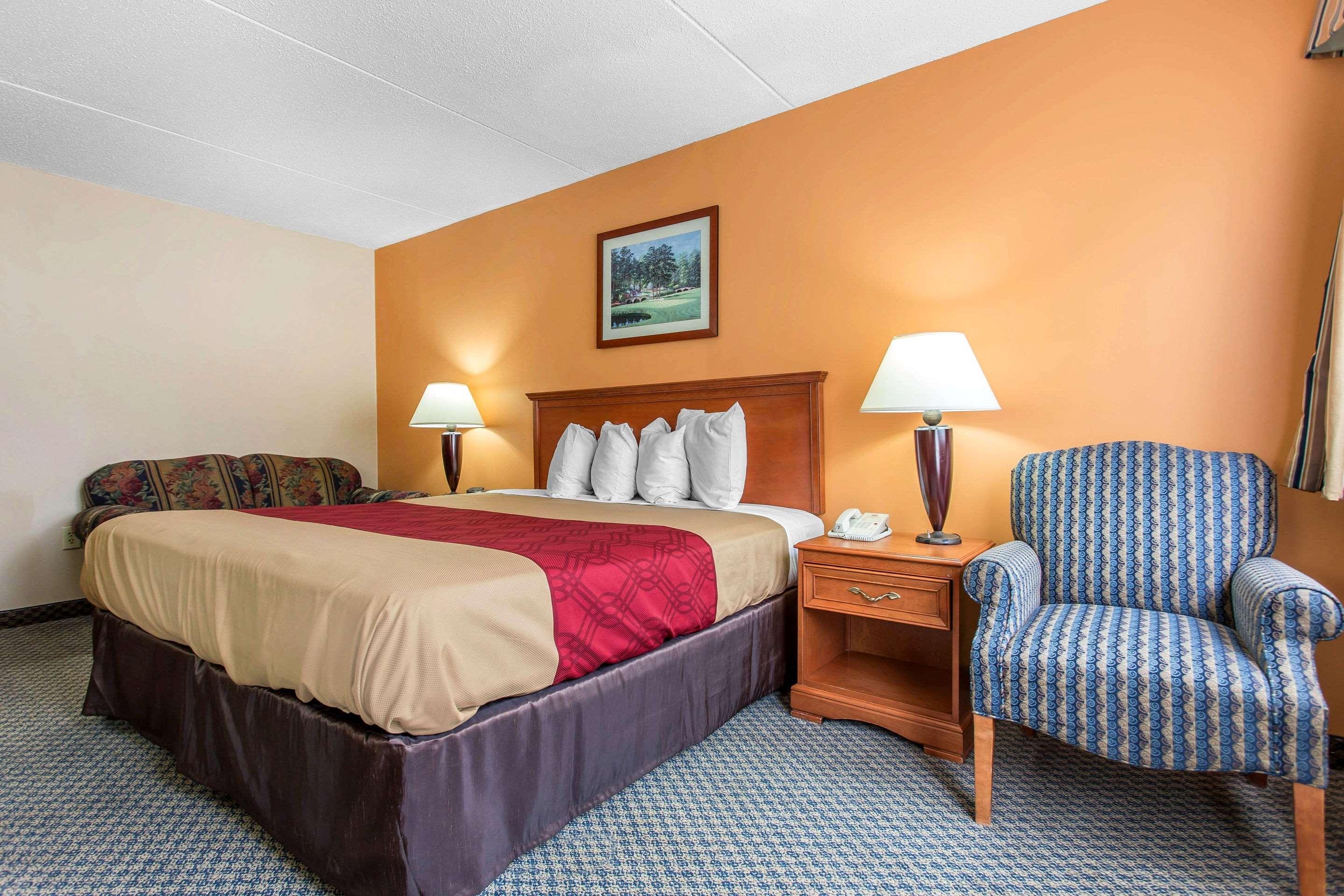 Econo Lodge & Suites Southern Pines Luaran gambar