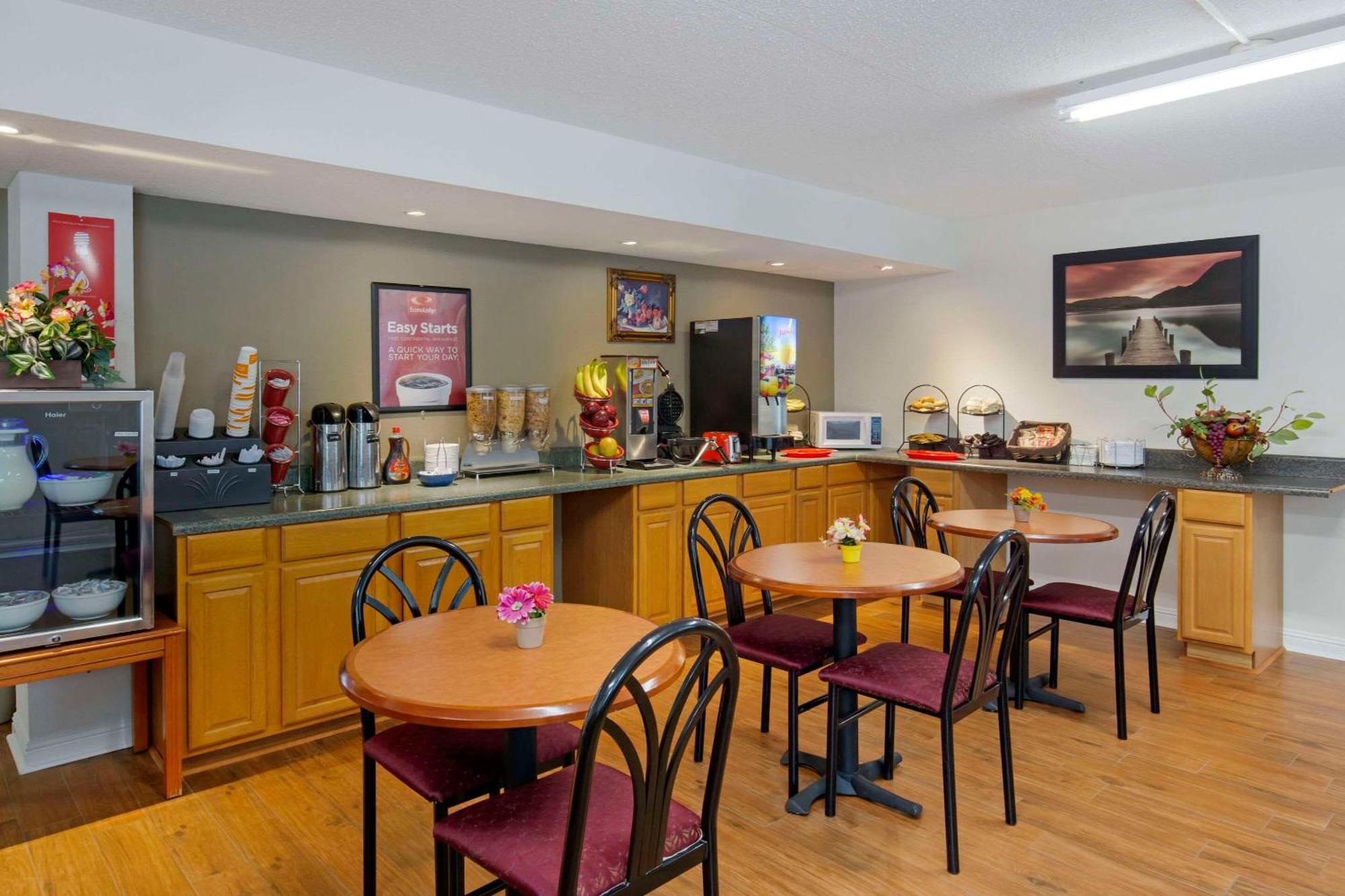 Econo Lodge & Suites Southern Pines Luaran gambar