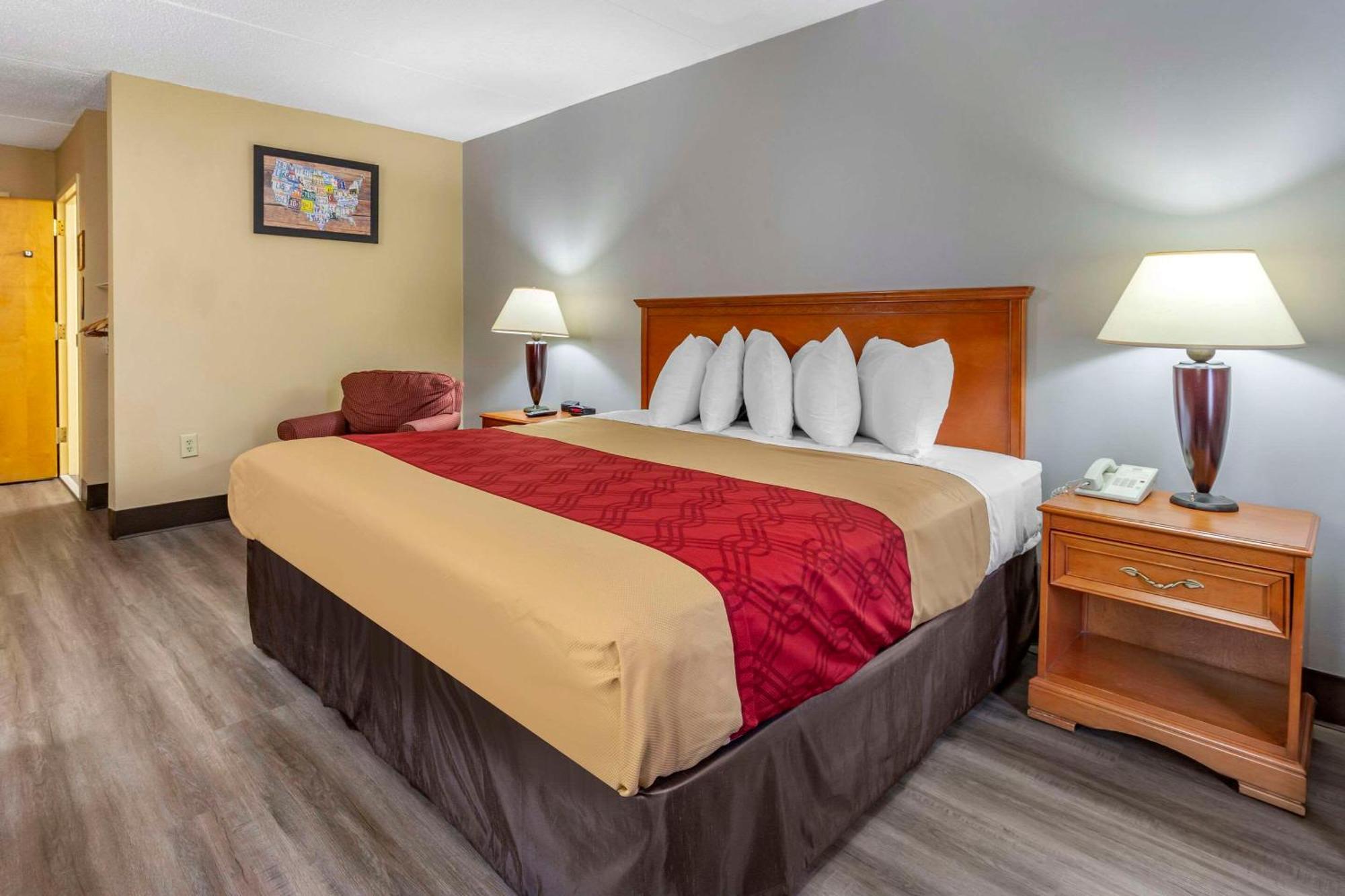 Econo Lodge & Suites Southern Pines Luaran gambar