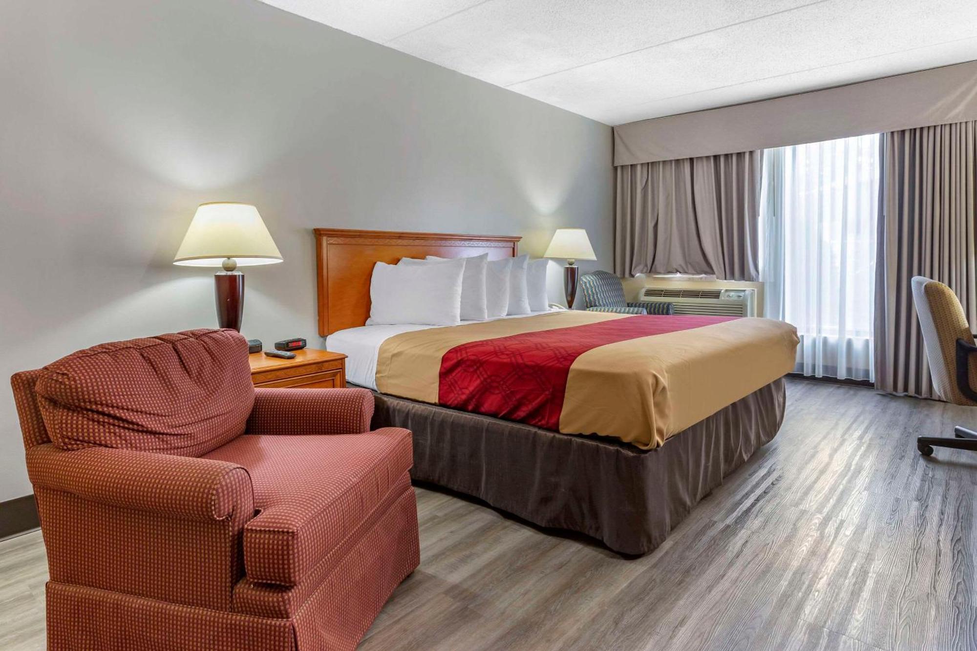 Econo Lodge & Suites Southern Pines Luaran gambar