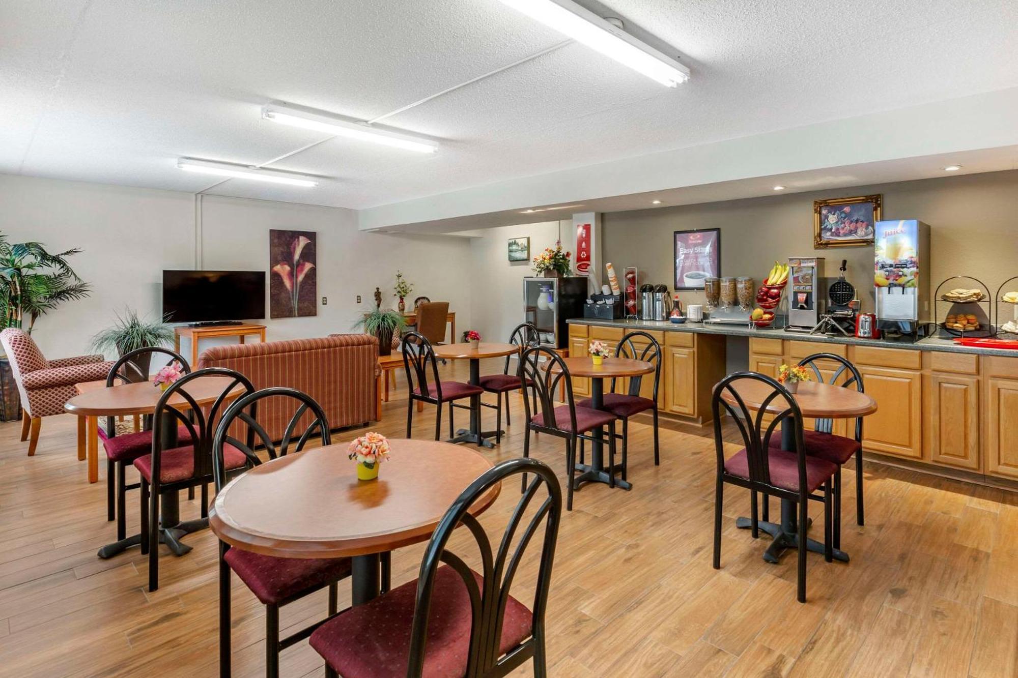 Econo Lodge & Suites Southern Pines Luaran gambar